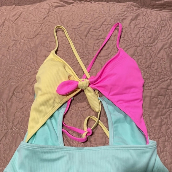 Cute One Piece Swimsuit - Picture 3 of 10